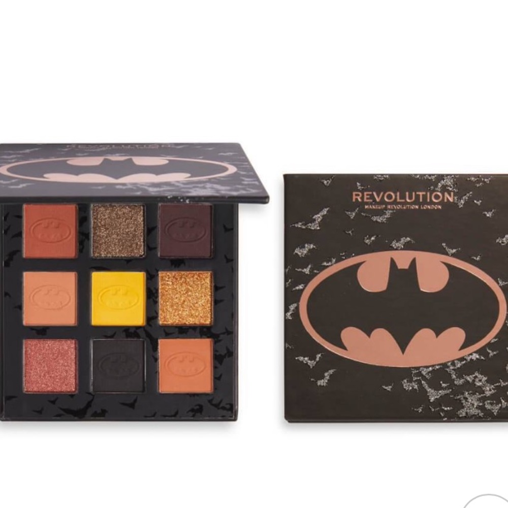 DC Comics Batman X Revolution I Am The Batman Eyeshadow Shadow Palette